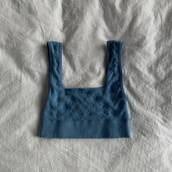 Anthropology Hattie Seamless Square Neck Cami - Picture 6 of 8